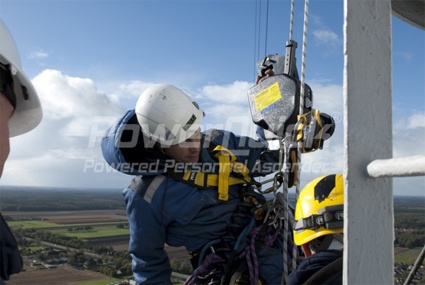 北京凌天成為 美國Power quick  公司 自動(dòng)升降機(jī) 一級代理