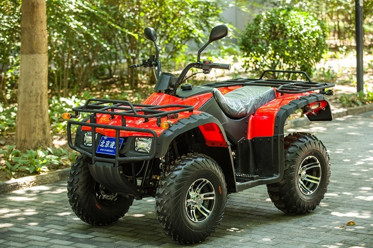 四輪全地形摩托車(chē)