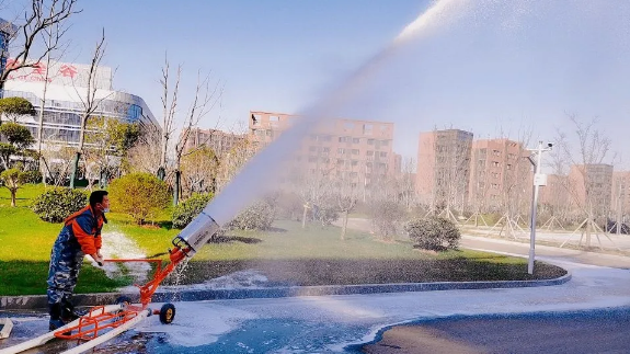 【又見飛雪，飄于智能裝備】手持式、推車式中倍泡沫發(fā)生器（兩款）